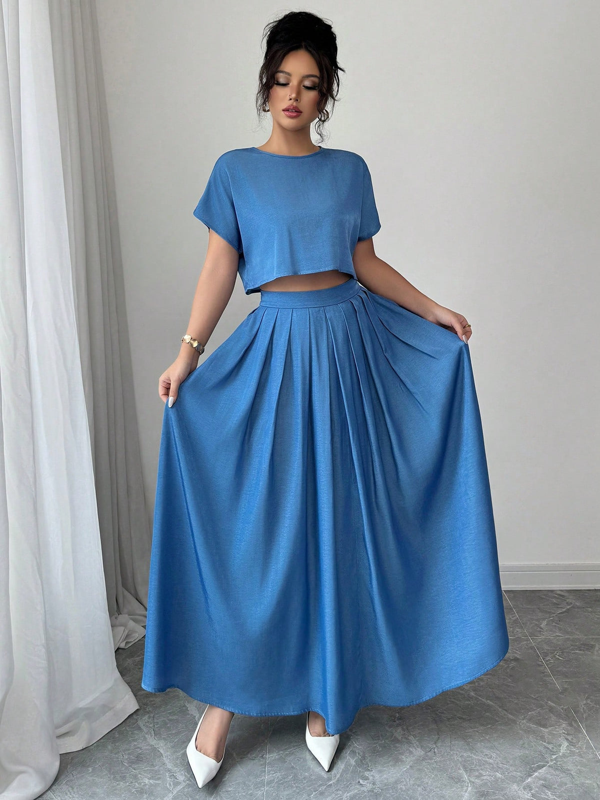 Solvej™ | Denim Effekt Casual Sæt med Geplisseret Nederdel