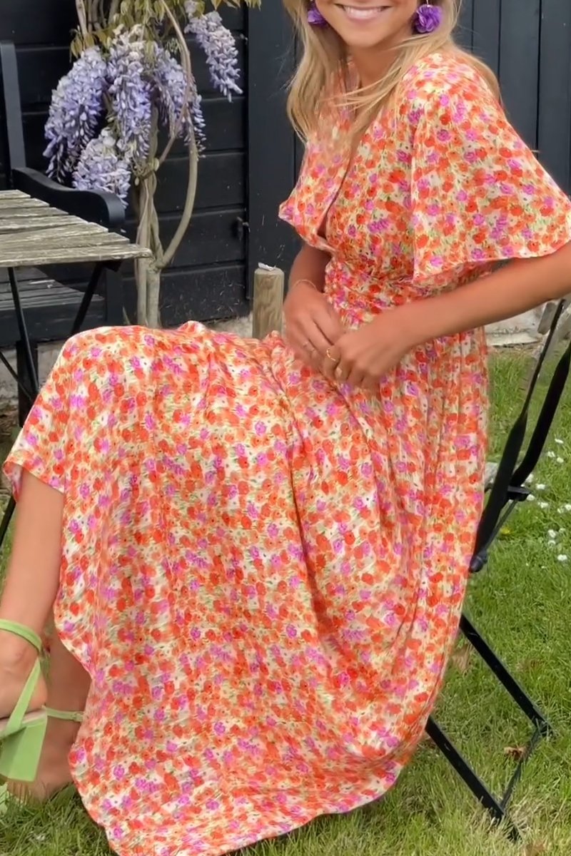 Mathilde – Romantisk Lang Kjole med Blomsterprint